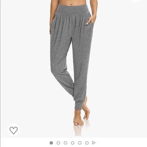 DIBAOLONG Womens Yoga Joggers Loose Workout Comfy Lounge Pants with Pockets